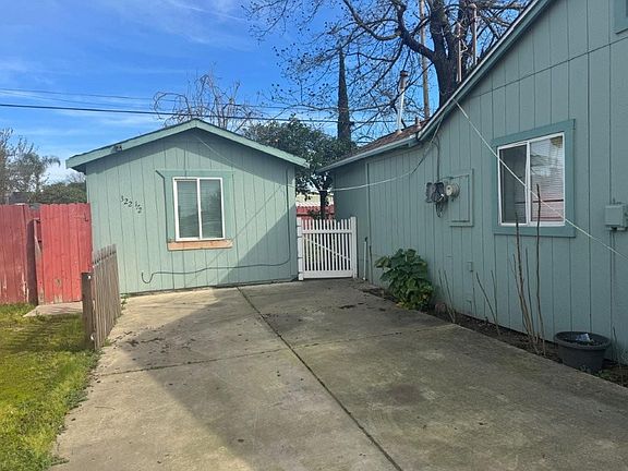 2nd image of 322 Poplar Ave