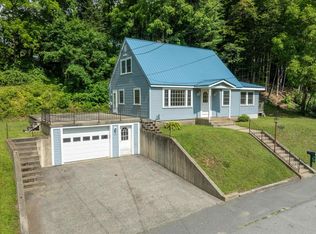 32 Mark Street, Springfield, VT 05156