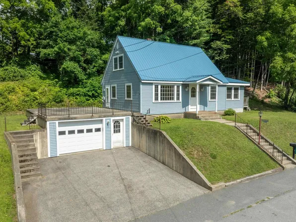 32 Mark Street, Springfield, VT 05156