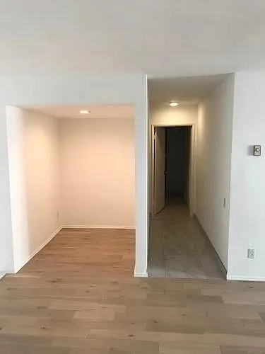 11810 Mayfield Ave #205 — Photo 7