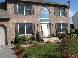 6785 Windermere Ct, Allentown, PA 18104