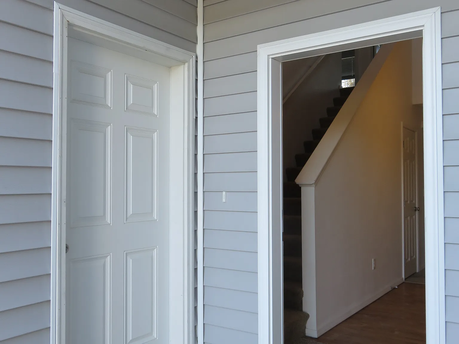 47227 Damon Ave — Photo 2