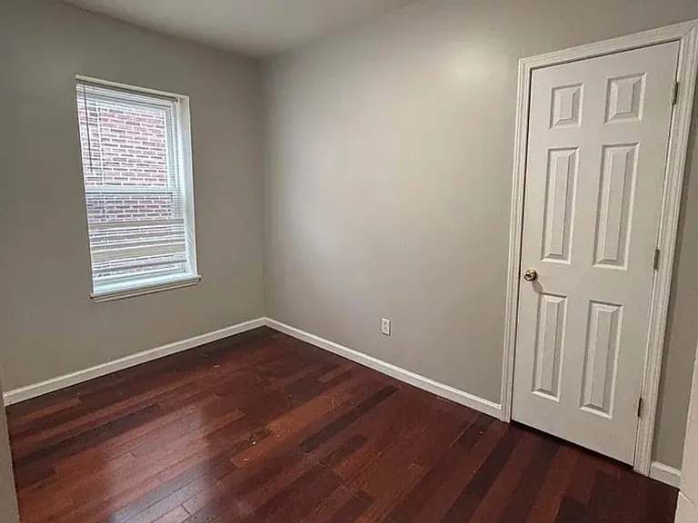 3637 Chippewa St #2E — Photo 8