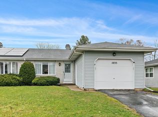 1035 Bent Tree Ct, Elgin, IL 60120
