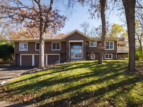 4th image of 5850 Mount Normandale Dr