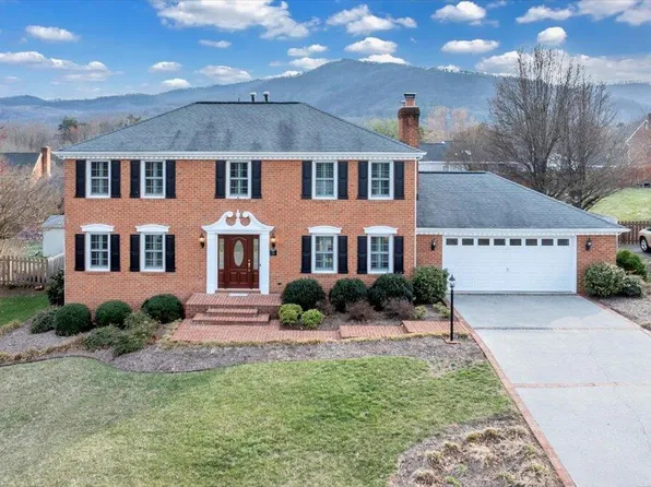 710 Joan Cir, Salem, VA 24153