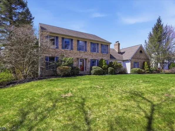 7 Winchester Ave, Mount Olive Twp., NJ 07828