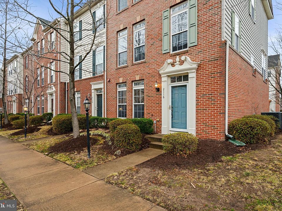 1st image of 2116 Abbottsbury Way