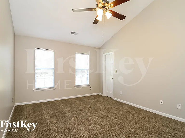 6011 Hickory Creek Rd — Photo 8