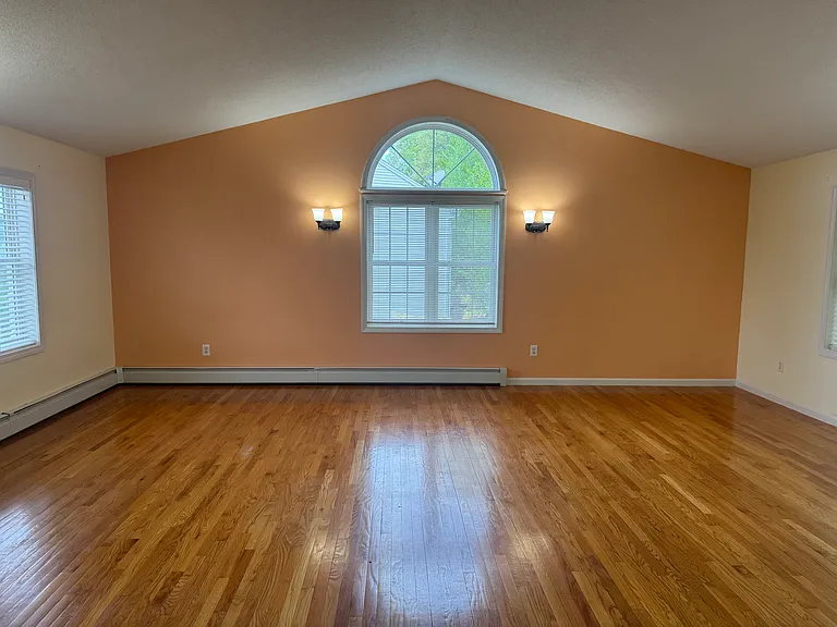32 Tyler Hill Rd — Photo 13