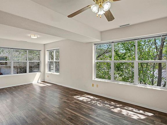 4th image of 525 E Animas View Drive #25