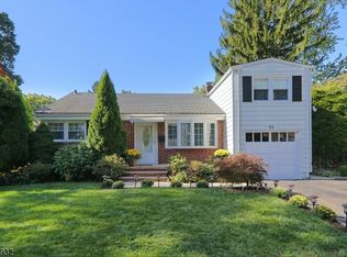 35 Kipling Ave, Springfield, NJ 07081