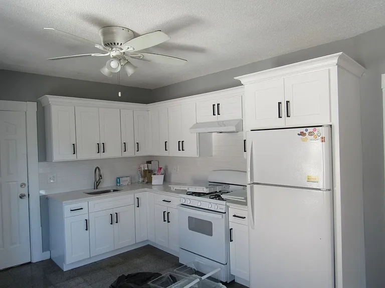69 Center St #2 — Photo 2
