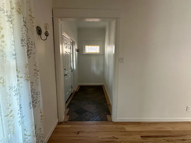 3 bed, 1690 sqft, $3,600 — Photo 4