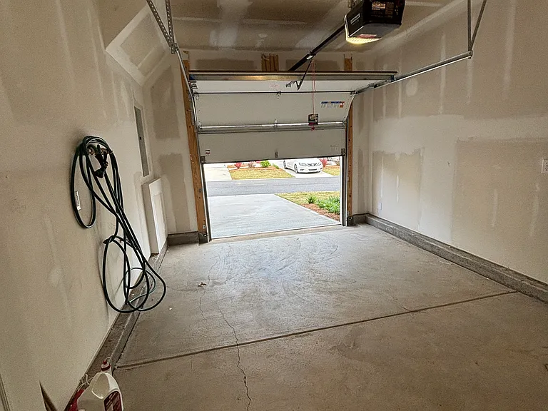 10312 Guardian Dr — Photo 37