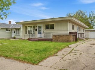 3220 S 72nd STREET, Milwaukee, WI 53219