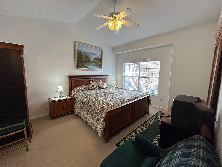 5050 Brookfield Dr — Photo 13