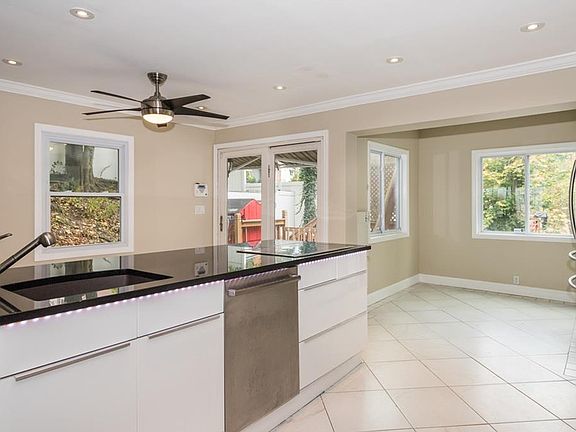 5th image of 50 Fisher Ln