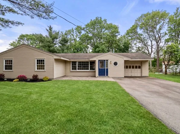 103 Wenham St, Danvers, MA 01923