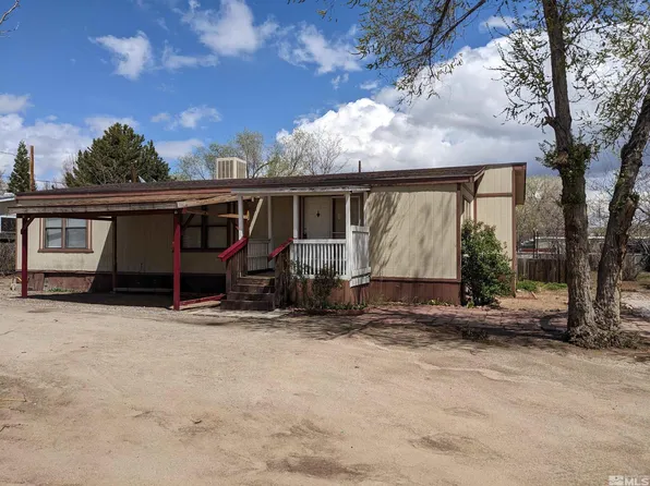 5580 Paullo Ln, Sun Valley, NV 89433