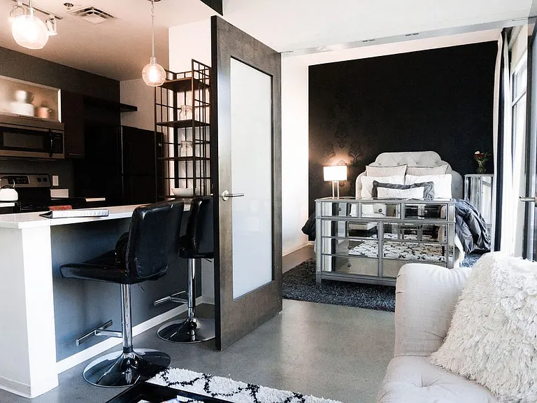 2115 Yeaman Pl #307 — Photo 40