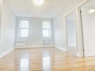 25-98 46th St #2R, Astoria, NY 11103