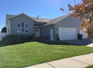 2213 La Corte Loop, Bismarck, ND 58503