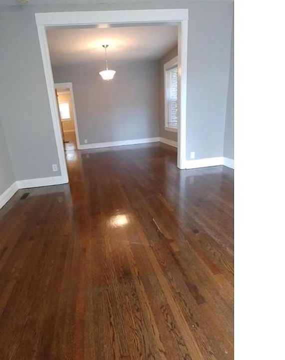 1st image of 4712 W West End Ave #1