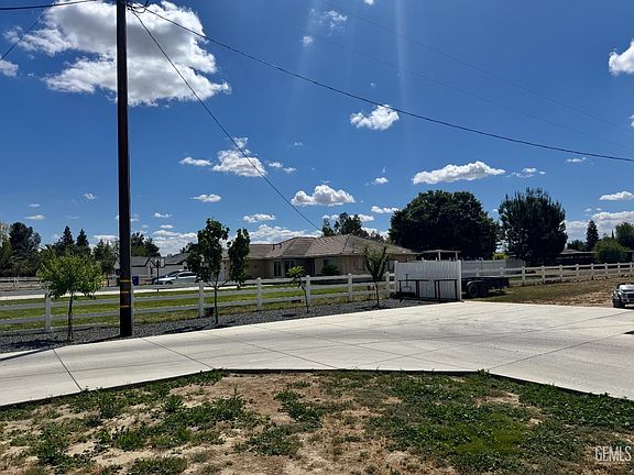 4th image of 5707 Bussell Rd