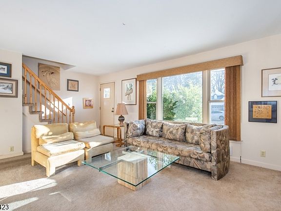 2nd image of 272 Old Tote Rd