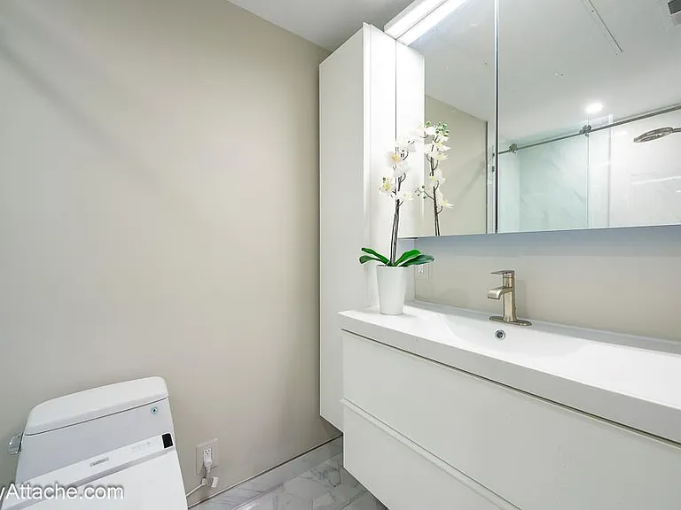 1521 Corcoran St NW #1 — Photo 13