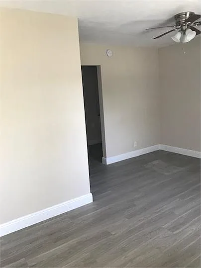 741 Hibiscus Ave — Photo 11