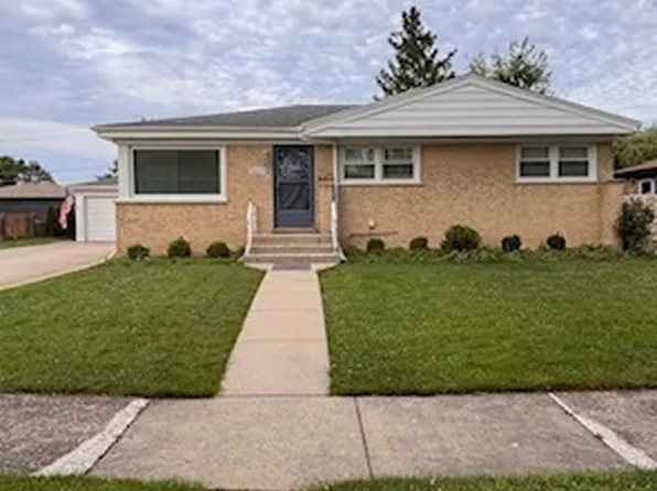 9317 Olcott Ave, Morton Grove, IL 60053