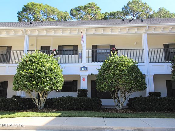 2nd image of 104 Laurel Wood Way Unit 201