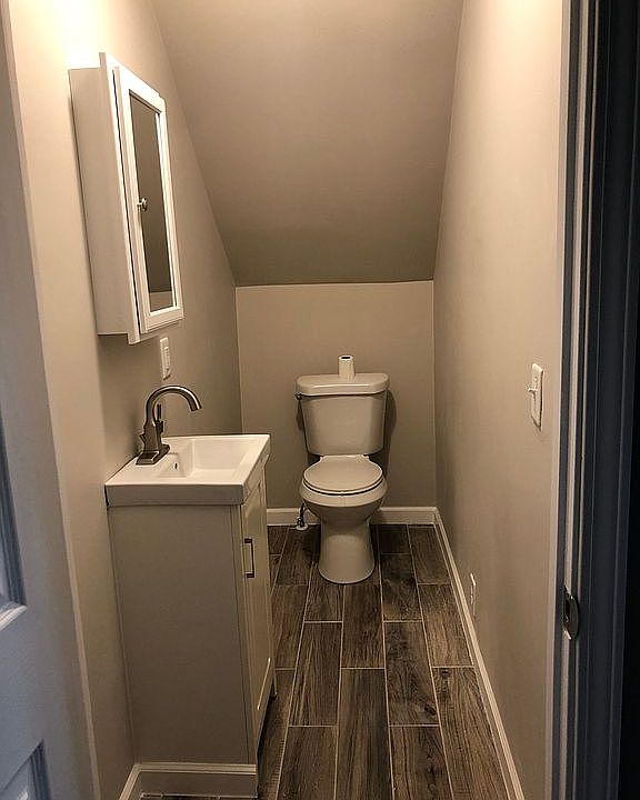 1st image of 700 Park Row