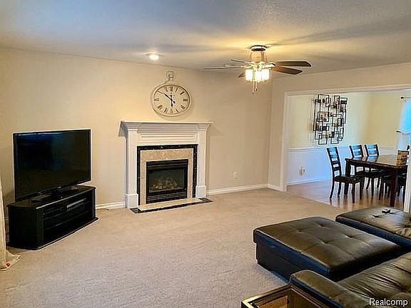 3rd image of 3560 Quail Hollow Dr