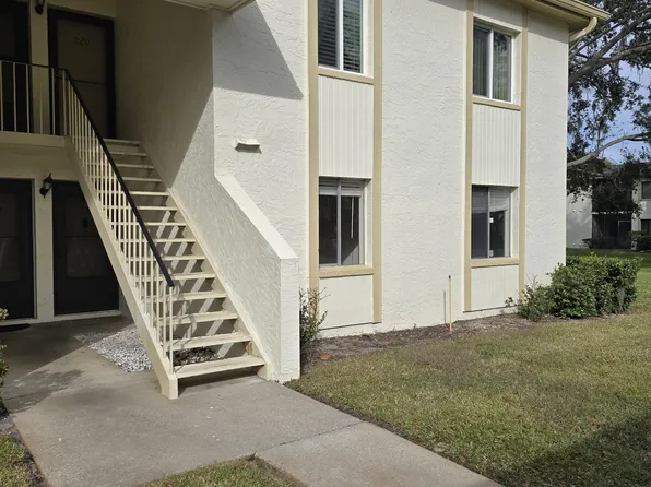 219 Palmetto Ct, Oldsmar, FL