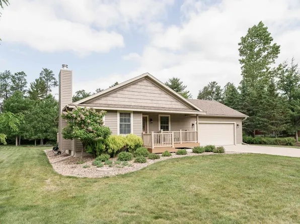 348 Blue Waters Trl, Nekoosa, WI 54457