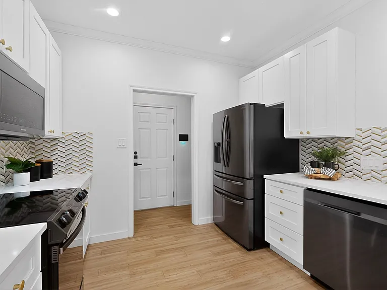 14902 Longbranch Dr — Photo 5