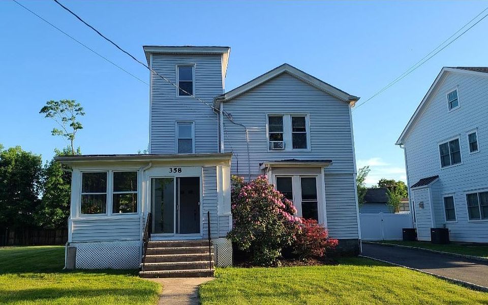 1st image of 358 Woodland Rd #2