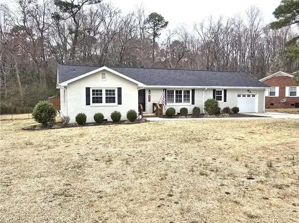 303 Delaney Dr, Suffolk, VA 23434