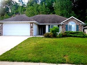 1st image of 1000 Manhattan Dr
