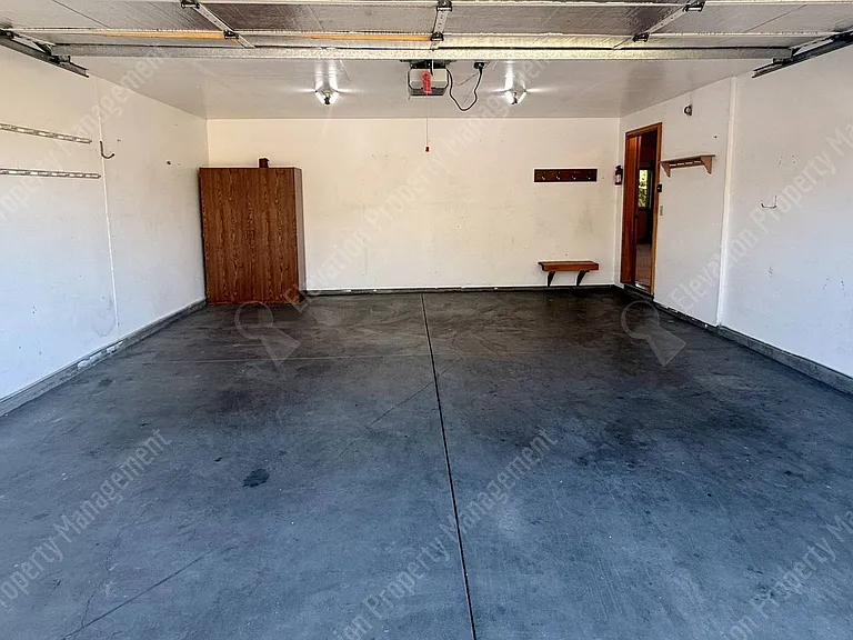 3092 NE Tahoe Ct — Photo 23