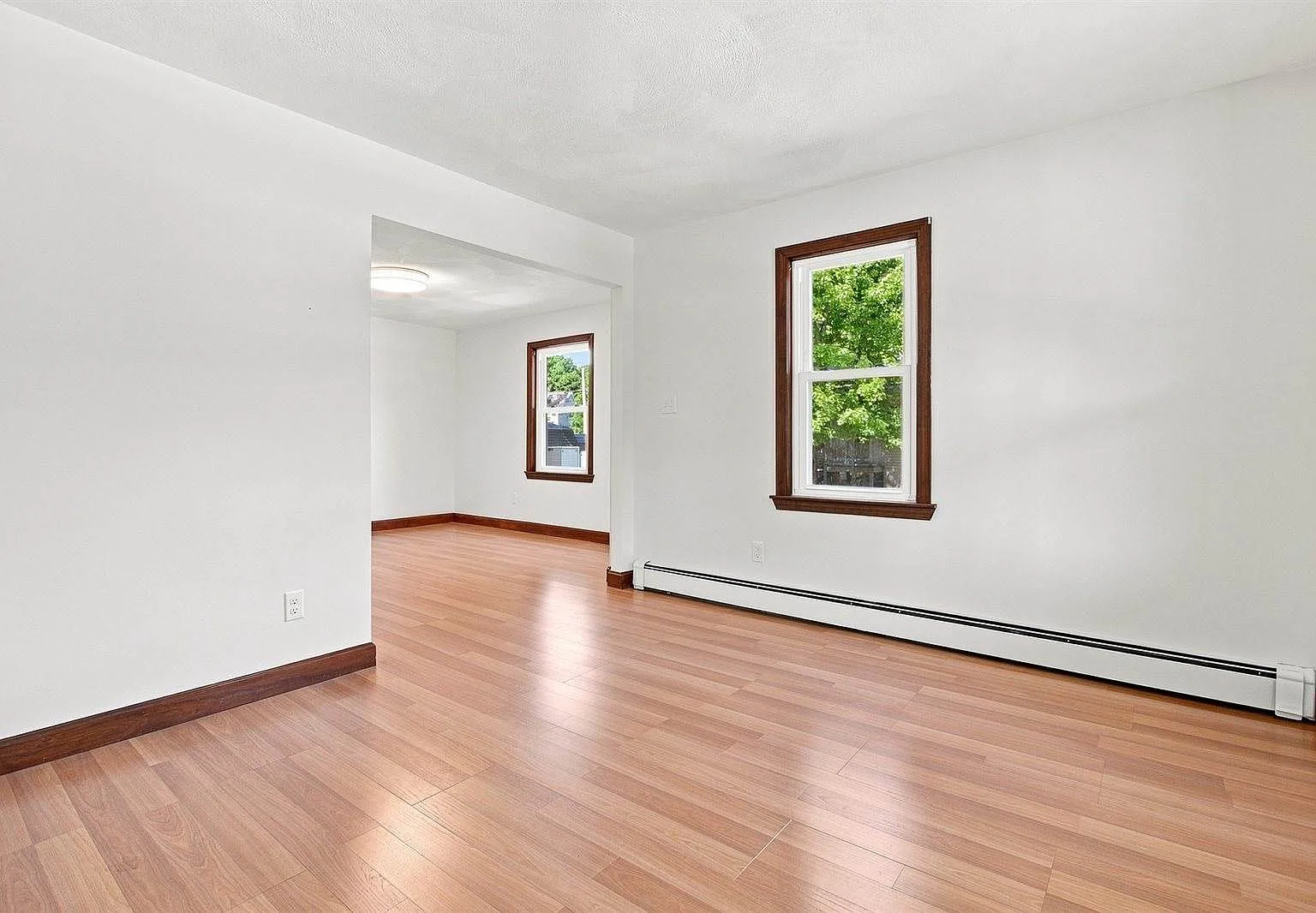 2 bed, 1029 sqft, $3,275 — Photo 3