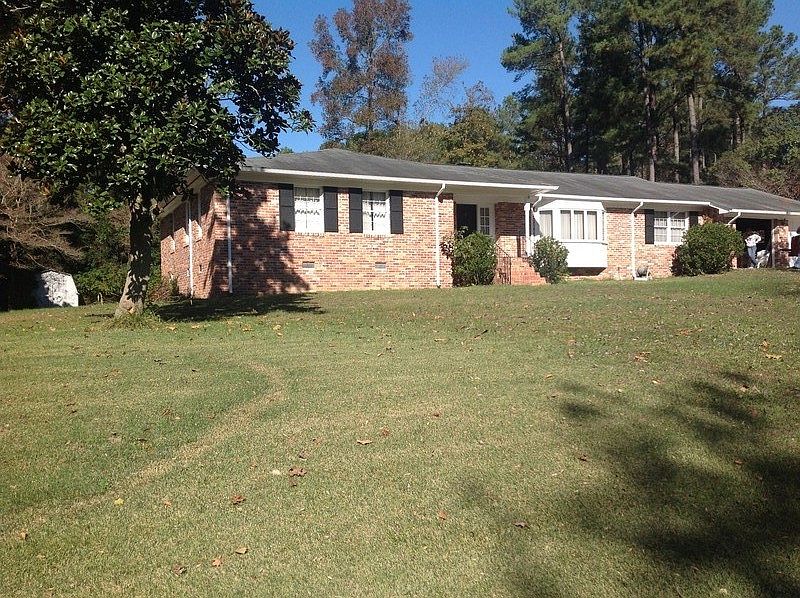 1st image of 102 Shoreham Ln
