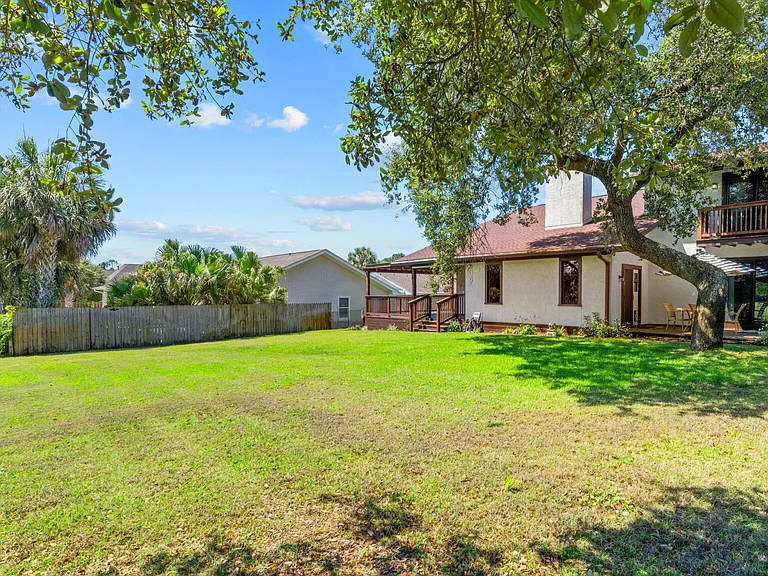 134 Marlin Cir — Photo 47