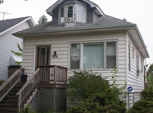 3721 N Osceola Ave, Chicago, IL 60634