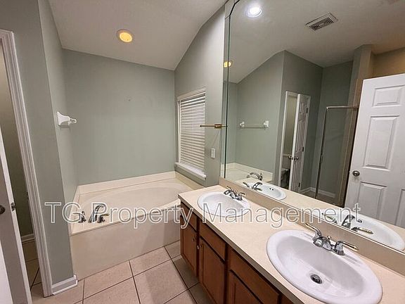 5th image of 1193 Bedrock Dr