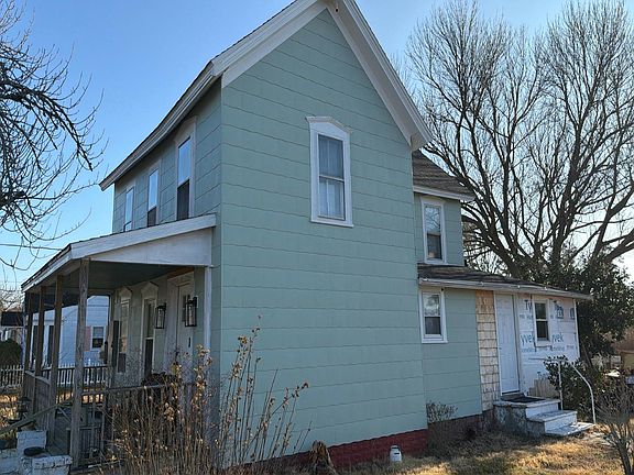 2nd image of 5378 Main St