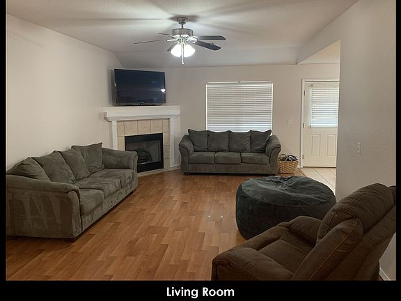 4th image of 501 N Brookfield Dr